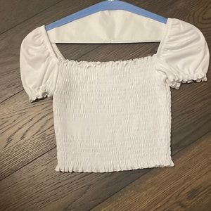 Bought from aritzia, color white, size extra small